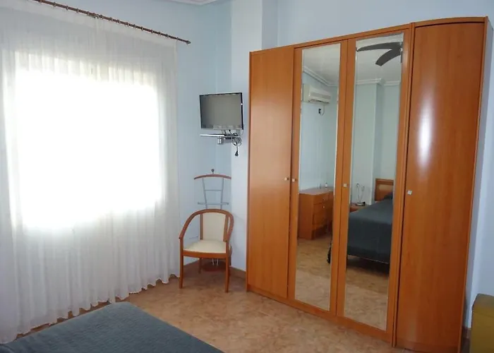 Monica * אוריהואלה